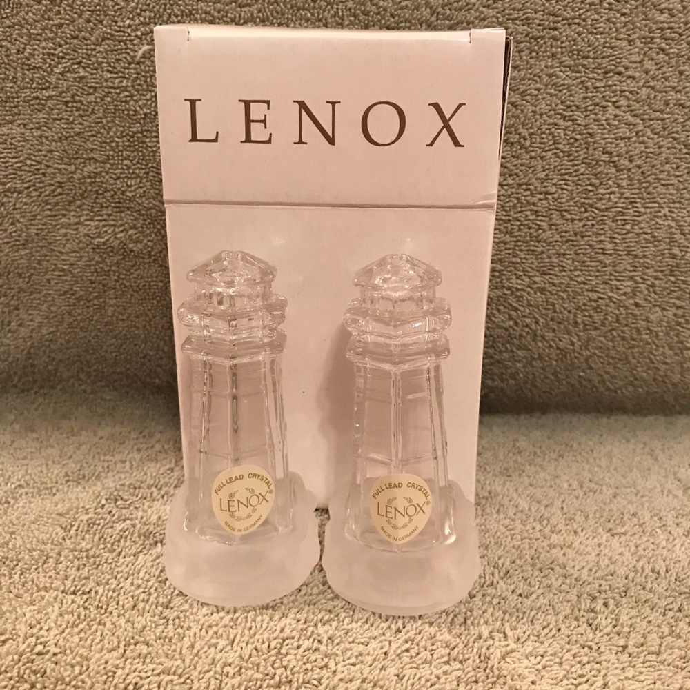 Lenox lighthouse salt & pepper